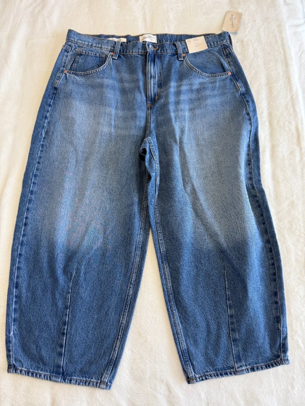 Universal Thread High Rise Easy Barrel Jeans Women's 16 Short Medium Wash NWT